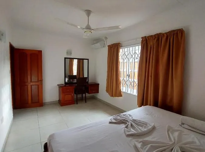 Villa Self Catering With Pool *