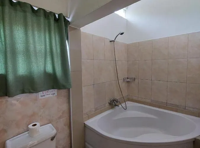 Self Catering With Pool Villa *